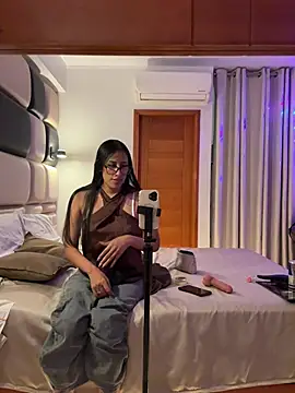 AleFantasy0001 online show from July 21, 1:19 am