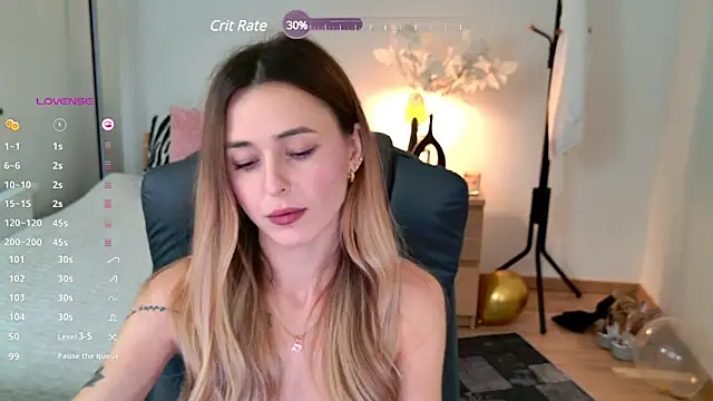 Snapshot of Sophie_Enzo chatting on February 1, 10:34 pm Sophie Enzo online show from February 1, 10:34 pm
