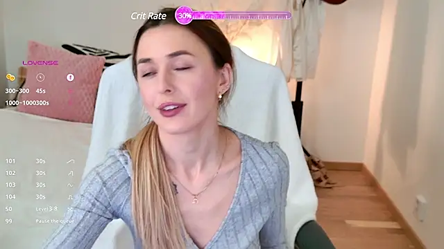 Snapshot of Sophie_Enzo chatting on February 9, 10:00 pm Sophie Enzo online show from February 9, 10:00 pm