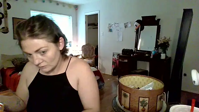 sophiarica online show from April 18, 8:31 pm