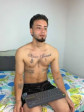 MattDevon online show from July 30, 2:10 am