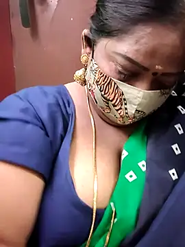 maniisha online show from December 3, 5:45 pm