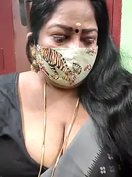 maniisha online show from December 3, 11:02 pm