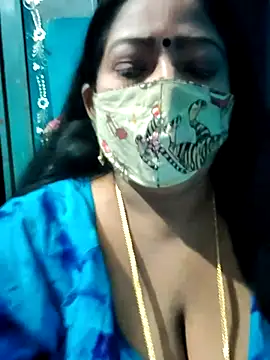 Snapshot of maniisha chatting on February 4, 5:35 am maniisha online show from February 4, 5:35 am