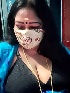 Snapshot of maniisha chatting on February 11, 9:14 am maniisha online show from February 11, 9:14 am