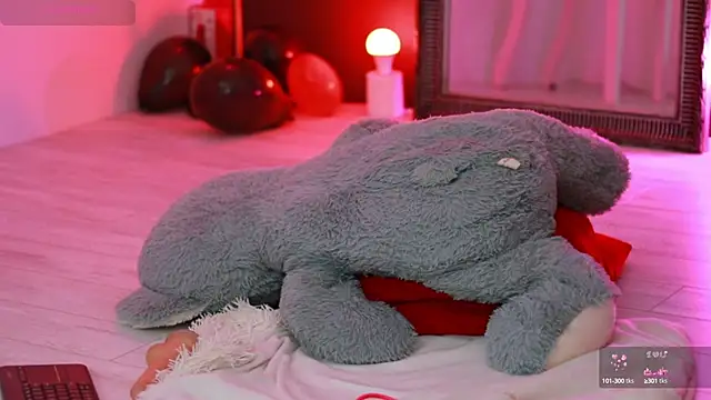 Snapshot of MissLilaa chatting on March 9, 9:25 pm MissLilaa online show from March 9, 9:25 pm