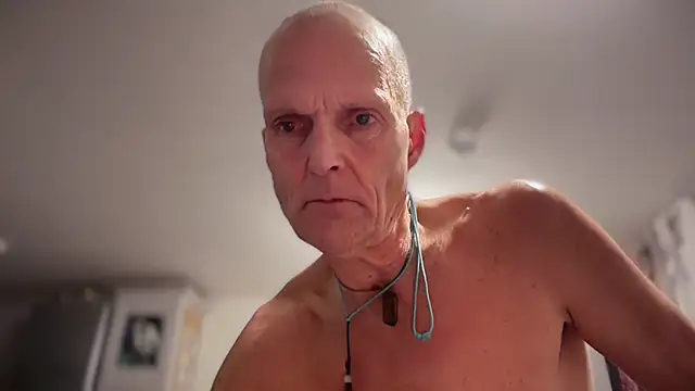 Snapshot of TowaFreespirit chatting on March 5, 12:28 am TowaFreespirit online show from March 5, 12:28 am