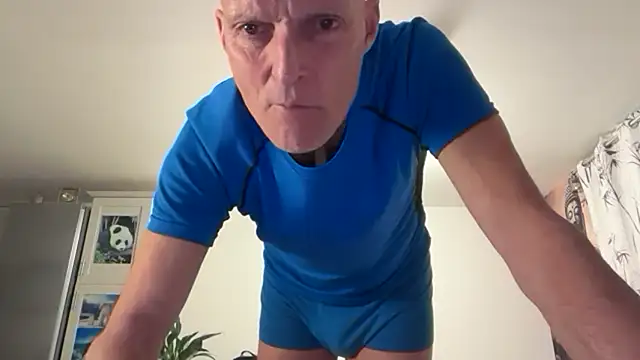 Snapshot of TowaFreespirit chatting on April 7, 11:37 pm TowaFreespirit online show from April 7, 11:37 pm