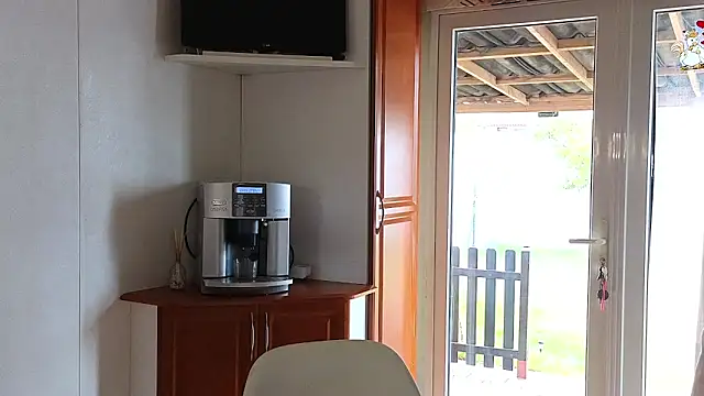 Snapshot of Miss_Milka chatting on September 29, 10:53 am Miss Milka online show from September 29, 10:53 am