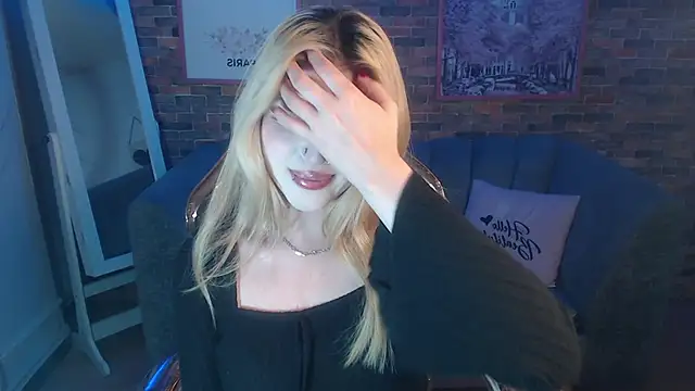 Kitty fox b online show from January 8, 1:53 am