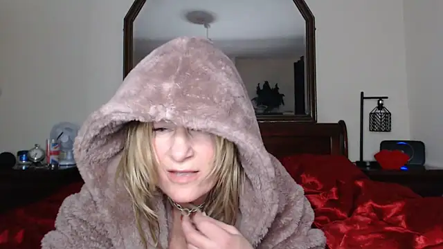 BettyDavisX online show from January 8, 6:41 pm