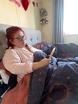 Tallulah-mae-xoxox online show from March 4, 12:44 pm