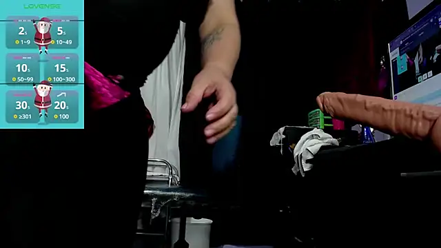 bigassruby45 online show from December 19, 12:02 am