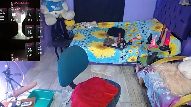 bigassruby45 online show from March 7, 2:03 pm