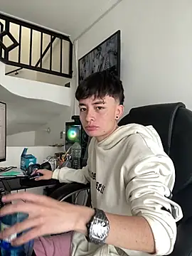 nico 18x online show from December 4, 1:53 pm