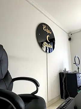 nico 18x online show from December 19, 7:21 pm