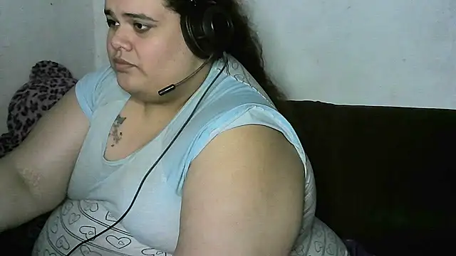 Snapshot of GeovanaLiveHot chatting on November 14, 7:07 am GeovanaLiveHot online show from November 14, 7:07 am