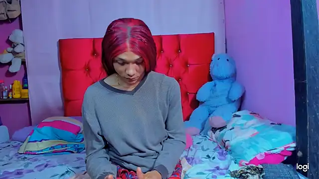 StassieBell online show from February 24, 9:40 am