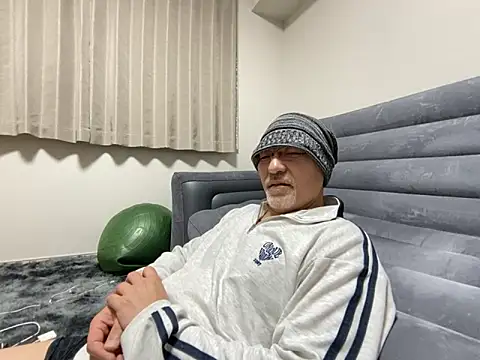 Grandpa29hijii online show from March 13, 12:35 pm