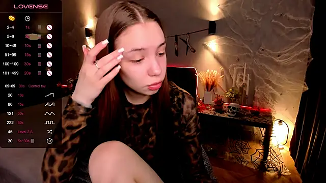 MilliBrown  online show from November 1, 6:26 am