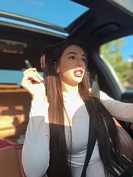 LaraVegas  online show from September 24, 5:44 am