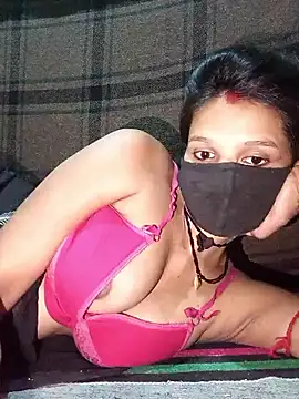 Snapshot of Hoty_girl_143 chatting on April 6, 4:57 am Hoty girl 143 online show from April 6, 4:57 am