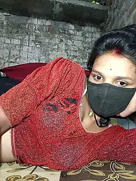 Snapshot of Hoty_girl_143 chatting on April 25, 1:41 pm Hoty girl 143 online show from April 25, 1:41 pm
