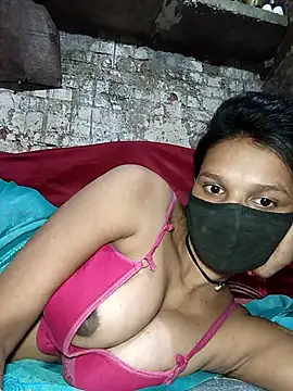 Snapshot of Hoty_girl_143 chatting on June 2, 1:29 am Hoty girl 143 online show from June 2, 1:29 am