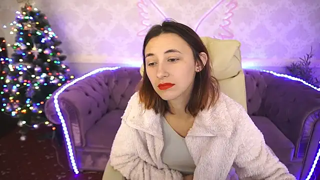 Snapshot of Roxy_Rayy chatting on December 16, 10:45 pm Roxy Rayy online show from December 16, 10:45 pm