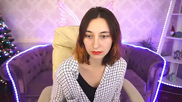 Snapshot of Roxy_Rayy chatting on December 17, 7:48 pm Roxy Rayy online show from December 17, 7:48 pm