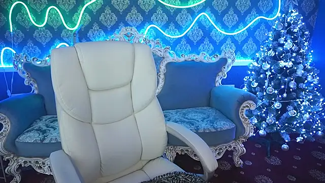 Snapshot of Roxy_Rayy chatting on December 20, 4:31 am Roxy Rayy online show from December 20, 4:31 am