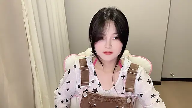 Snapshot of max688 chatting on April 1, 12:28 pm max688 online show from April 1, 12:28 pm