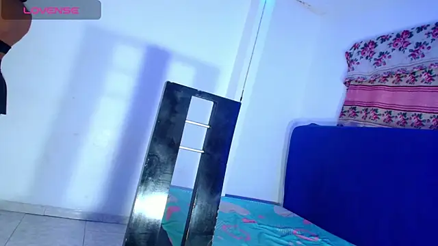 Mystickittyy  online show from April 22, 11:23 am