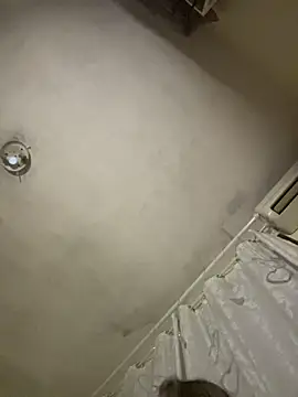 Snapshot of Bia_sexynovaes chatting on February 18, 1:12 am Bia sexynovaes online show from February 18, 1:12 am