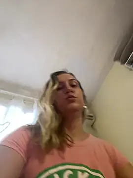 Snapshot of Bia_sexynovaes chatting on March 23, 6:23 pm Bia sexynovaes online show from March 23, 6:23 pm