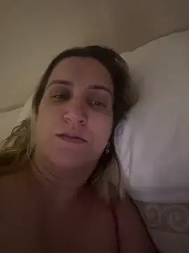 Snapshot of Bia_sexynovaes chatting on March 28, 1:38 am Bia sexynovaes online show from March 28, 1:38 am