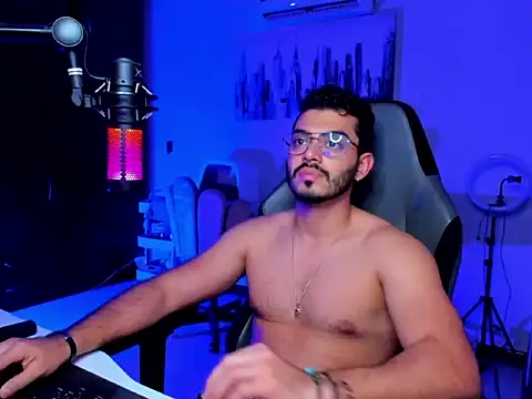 BrunoD31 online show from January 31, 9:02 pm