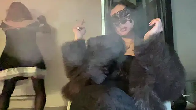 Snapshot of DominaCat75 chatting on February 13, 10:28 pm DominaCat75 online show from February 13, 10:28 pm