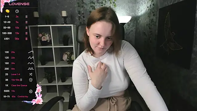 Snapshot of Lella_Ryann_ chatting on February 5, 10:01 pm Lella Ryann online show from February 5, 10:01 pm