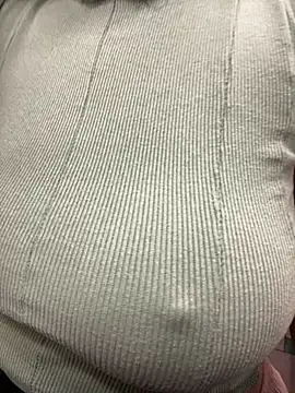 Snapshot of Lella_Ryann_ chatting on February 26, 6:21 pm Lella Ryann online show from February 26, 6:21 pm