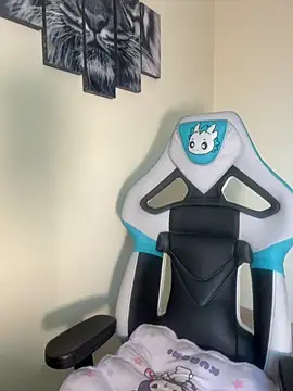 missycanoo online show from December 17, 9:54 pm