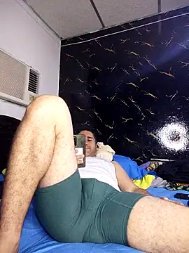 Snapshot of CRISTHIAN_GREY01 chatting on March 10, 3:00 am CRISTHIAN GREY01 online show from March 10, 3:00 am