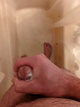 Snapshot of Cuminmyhands90 chatting on October 10, 3:27 am Cuminmyhands90 online show from October 10, 3:27 am