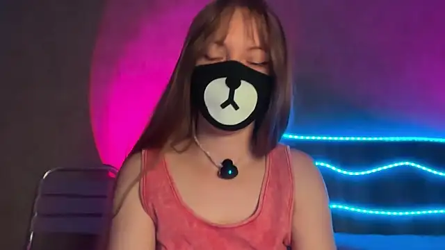 Your Little Bear online show from June 2, 2:02 am