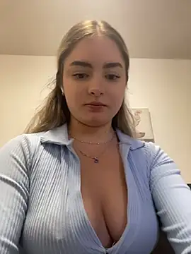 imlindapink online show from May 8, 5:51 pm