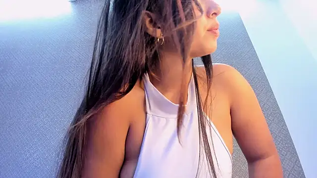 Valery Foxx  online show from December 19, 3:08 pm