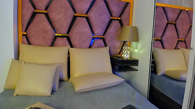 Valery Foxx  online show from December 22, 11:54 am