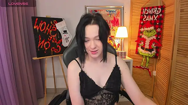 Snapshot of fiamoory chatting on December 28, 1:29 am fiamoory online show from December 28, 1:29 am