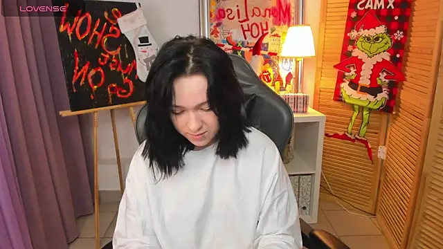 Snapshot of fiamoory chatting on December 28, 4:30 am fiamoory online show from December 28, 4:30 am