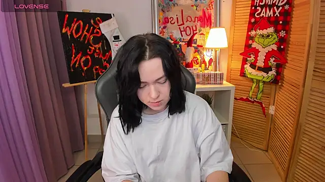 Snapshot of fiamoory chatting on December 29, 7:17 am fiamoory online show from December 29, 7:17 am